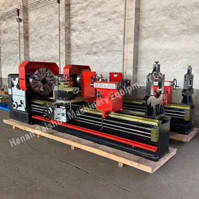 Horizontale parallelle mechanische draaibank Machine voor het draaien van ijzerbuizen Machine voor het draaien van draaibanden Met grote diameter