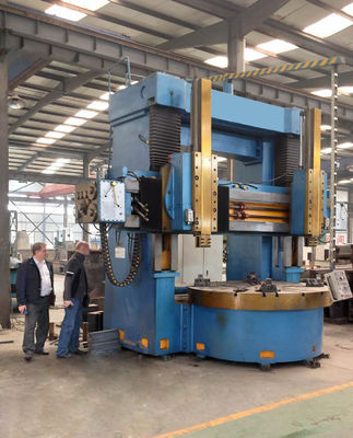 Max Load Bearing 10T gietijzer metalen snijmachine Diameter 2500MM Vier Chuck
