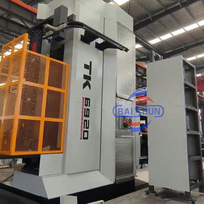 Grote 5-assige horizontale CNC-boring en freesmachine met hoekhoofdfrees