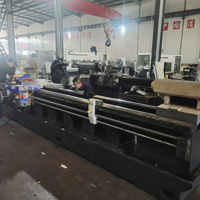Automatische Oil Country draadmachine Cnc QK1327 Cnc Oil Country Pipe Schroef draad draaibank