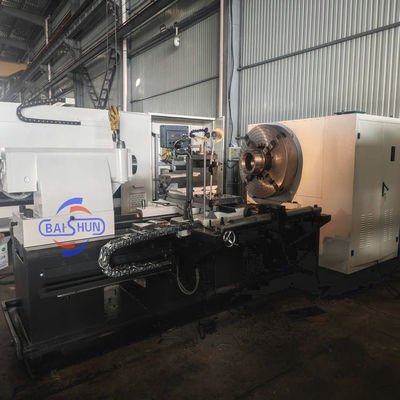 Machines voor het verwerken van oliepijpen Met draaibank Torno Grote spindel met diameter QK1335 CNC-draadmachine